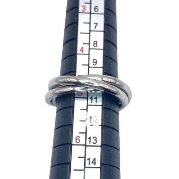 Silver interlocking rings fidget anti anxiety ring size 5 - Picture 4 of 4